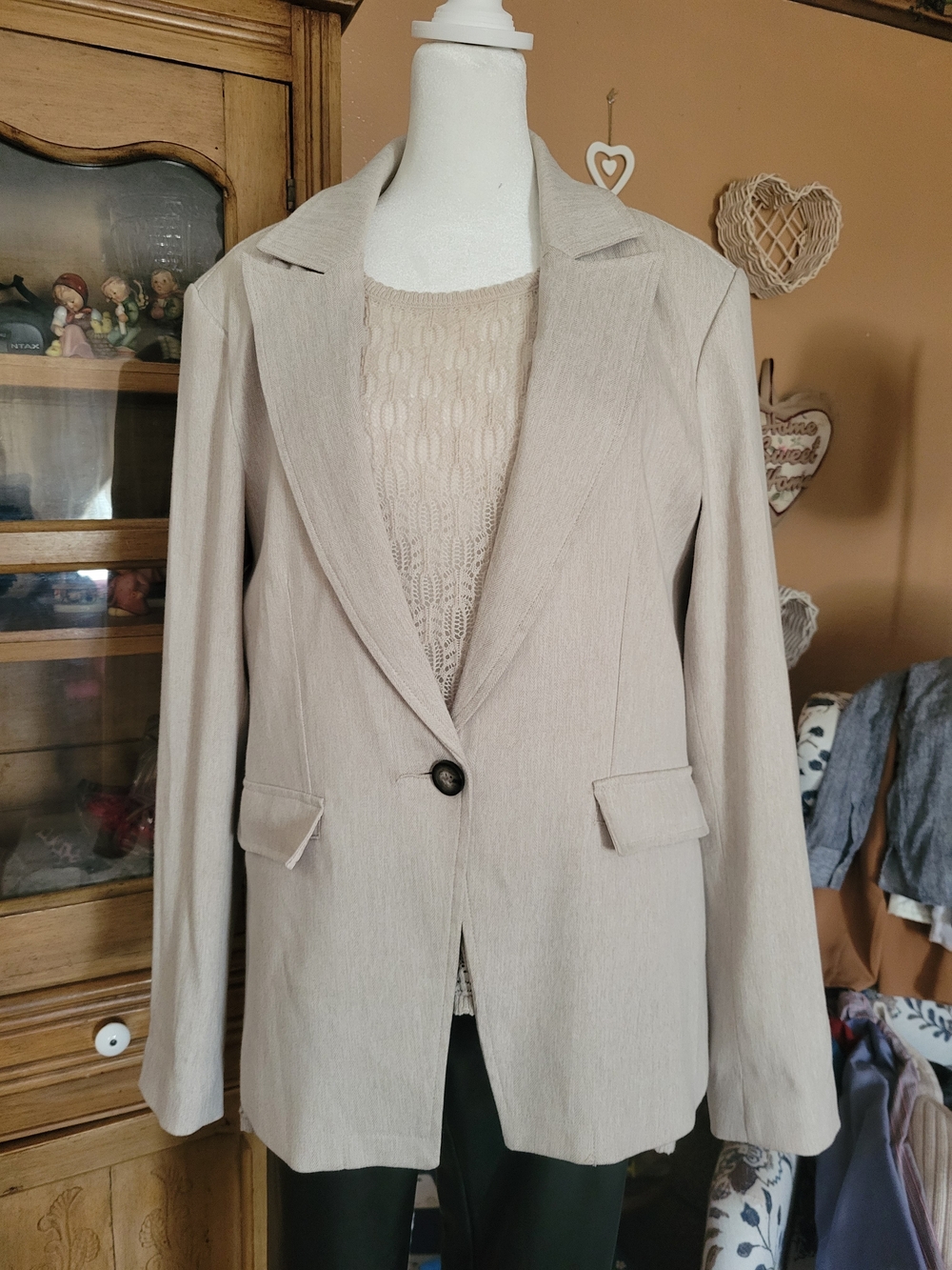 Women's Cotton Beige Single-Button Blazer - Tailored Notch Lapel